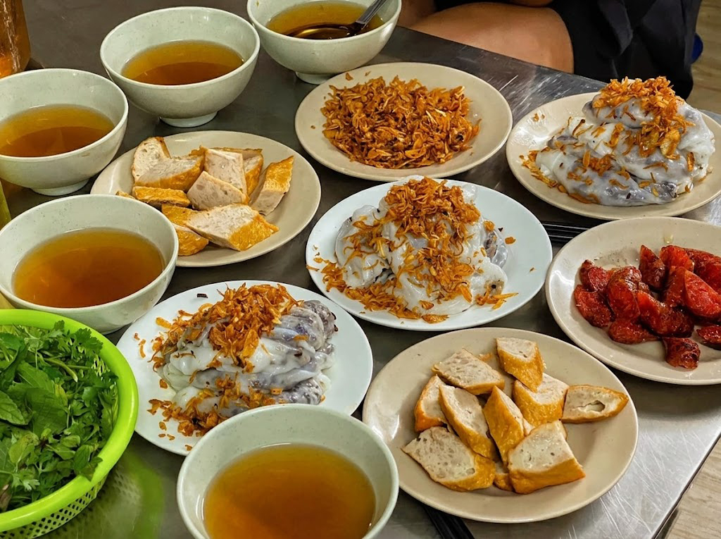 Banh Cuon Cha